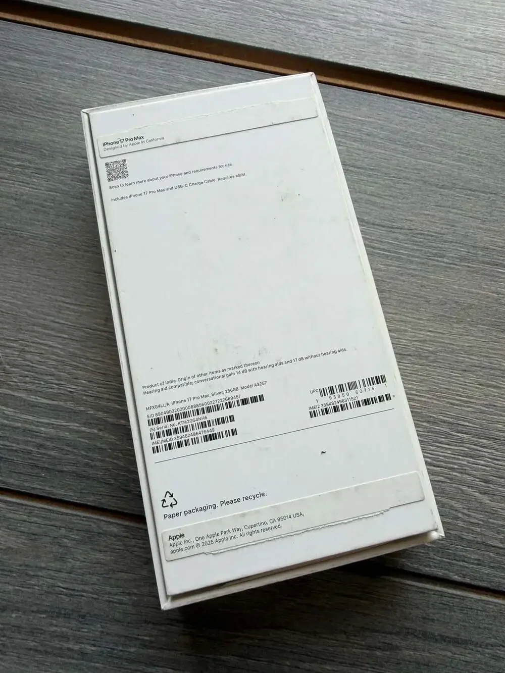 Apple iPhone 17 Pro Max 256GB Silver Box Only